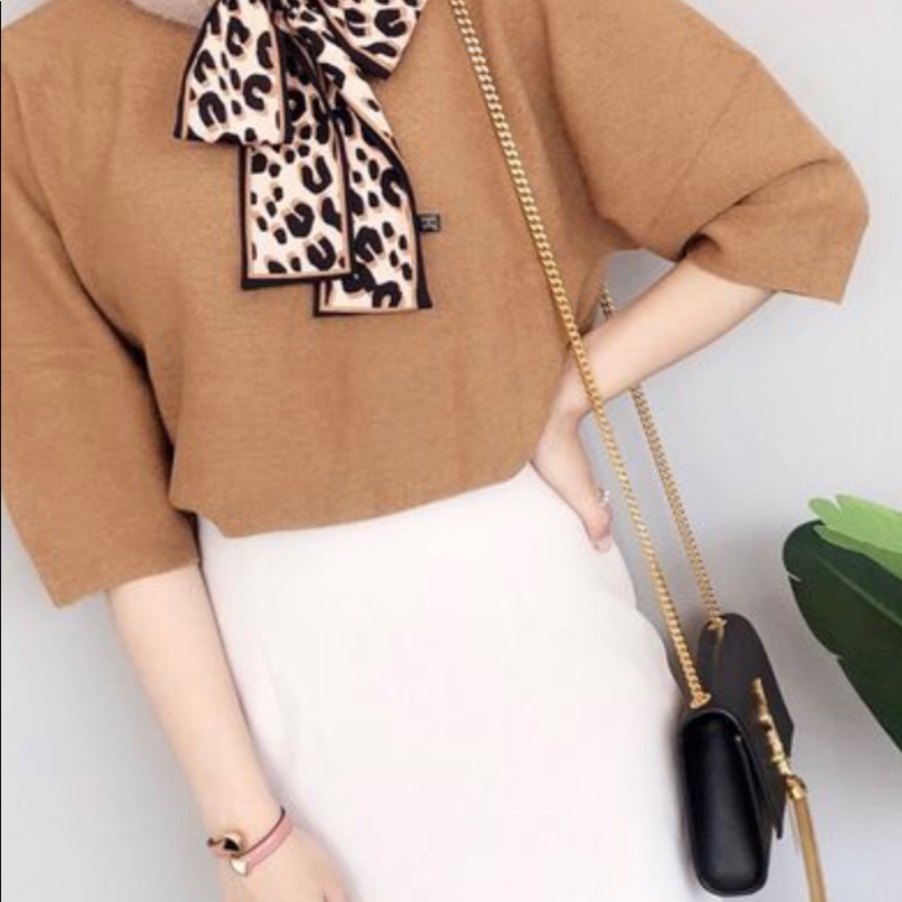2/$29 Gorgeous Imitation Rabbit Fur Collar Scarf - Picture 2 of 5